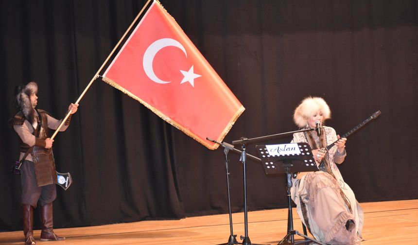 Boyabat'ta Kazakistanlı Nazira Mahambetova konser verdi.