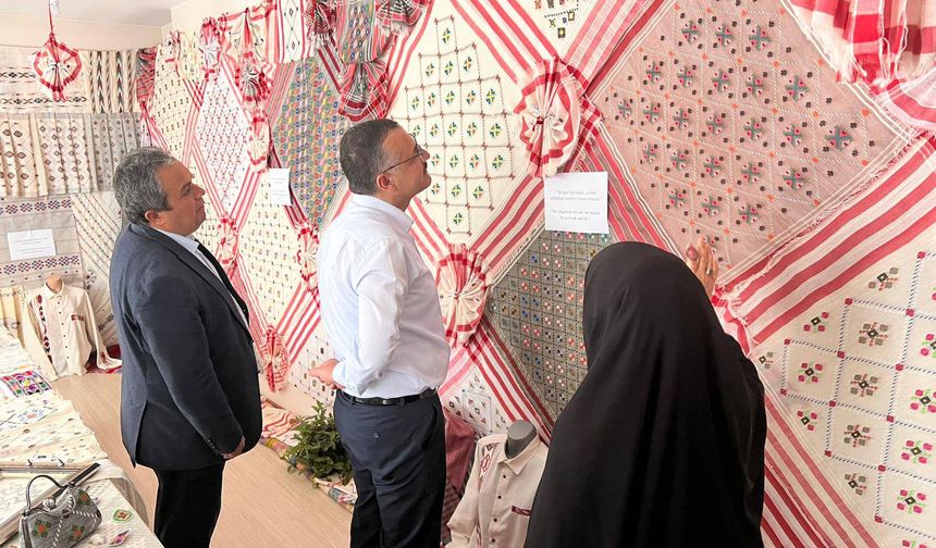 Boyabat Halk Eğitimi Merkezi’nden El Emeği Göz Nuru Sergi