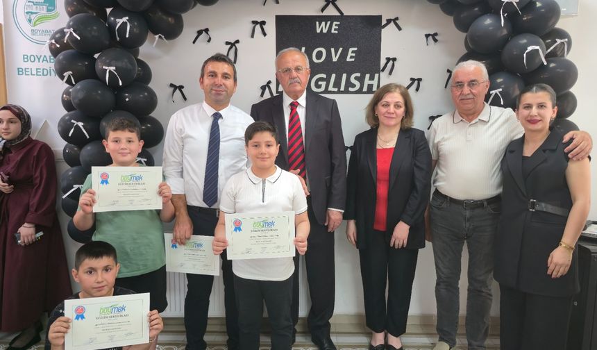 BOYMEK'te İngilizce Kursu Sertifika Töreni Düzenlendi