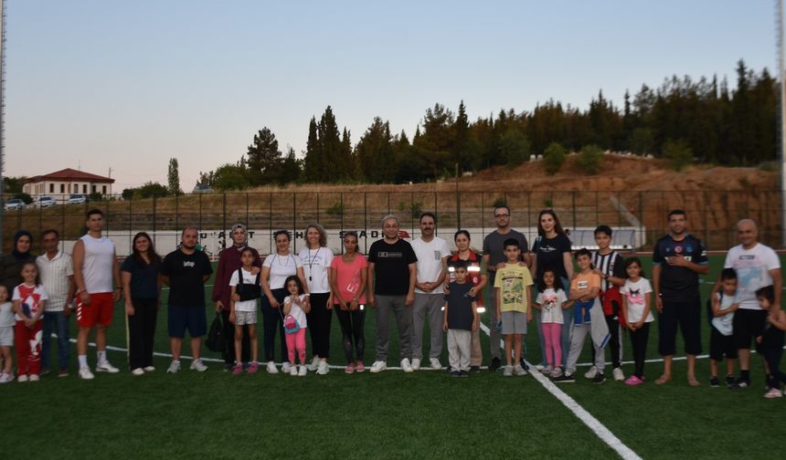 Boyabat'ta "Ailemle Akşam Sporunda Buluşuyoruz" etkinliği gerçekleştiriliyor