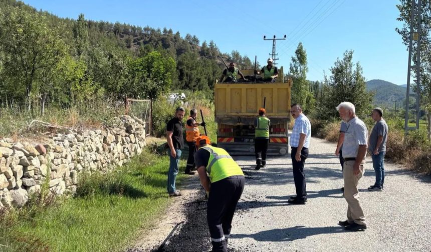 Boyabat’ta Kırsal Yol Çalışmaları Tüm Hızıyla Sürüyor