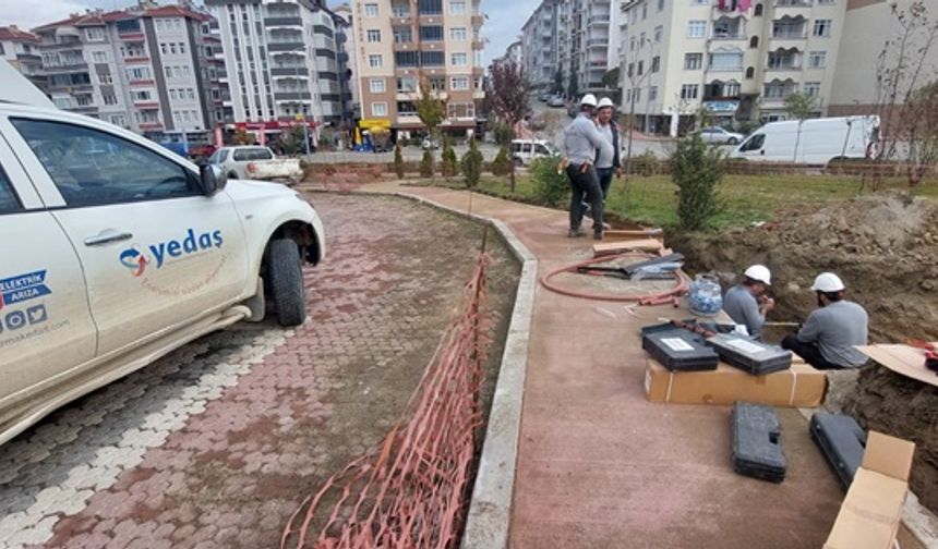 Boyabatlı Vatandaş Mücadelesini Kazandı: Batı Sokak Nihayet Aydınlanıyor