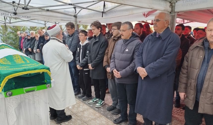 Diş Hekimi Tayfun Azizoğlu dualarla toprağa verildi