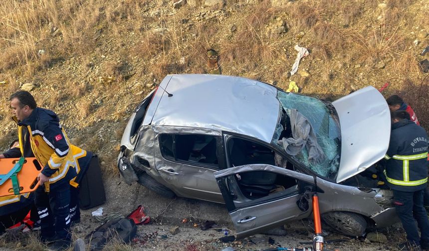 Boyabat’ta Trafik Kazası: 5 Kişi Yaralandı