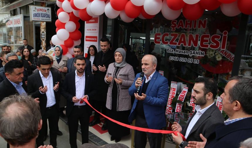 Boyabat Dörtyol’da Şahin Eczanesi Açıldı