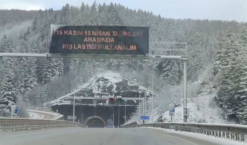 Boyabat Sinop yolunda kar yeniden başladı!