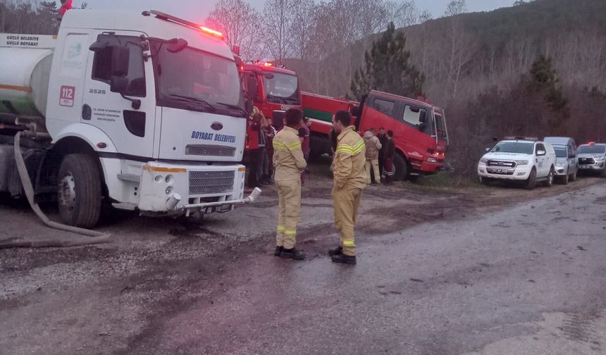 Boyabat’ta Orman Yangını : 1 hektarlık alan kül oldu !