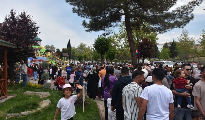 Boyabat Alparslan Türkeş Parkı Çocuk Dünyası açıldı