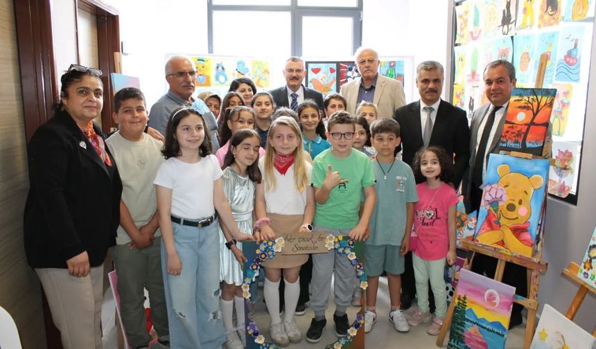 Boyabat'ta El Emeği Eserler Göz Kamaştırdı