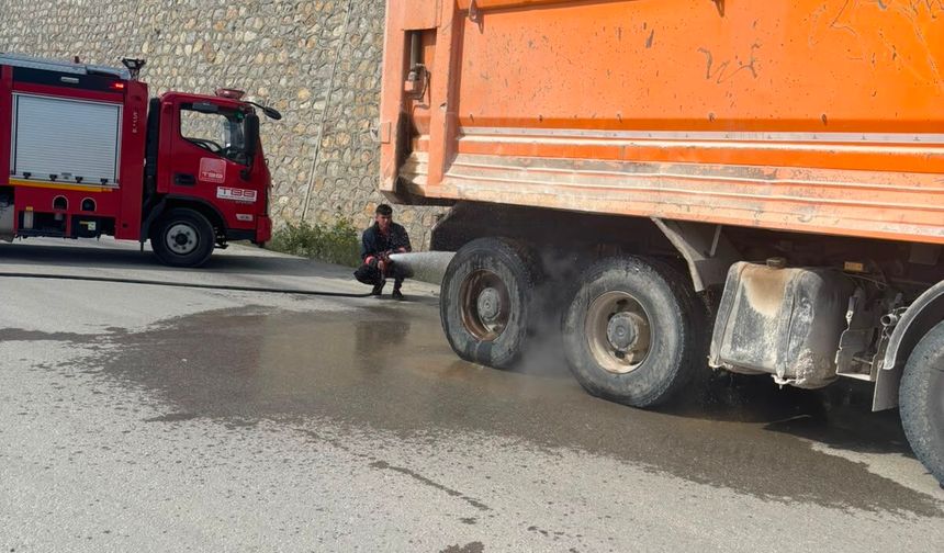 Boyabat’ta araç yangını : Büyümeden söndürüldü !