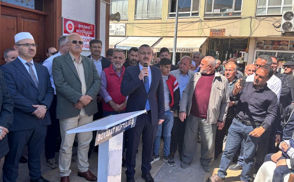Boyabat'tan 49 hacı adayı kutsal topraklara uğurlandı
