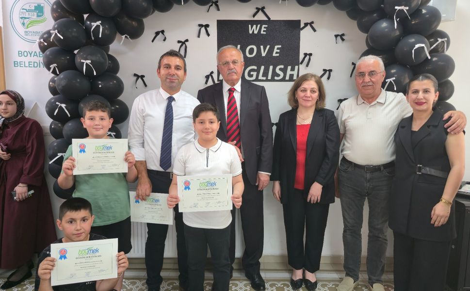 BOYMEK'te İngilizce Kursu Sertifika Töreni Düzenlendi