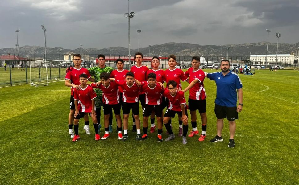 Futbol Takımı Türkiye 4.’sü Oldu