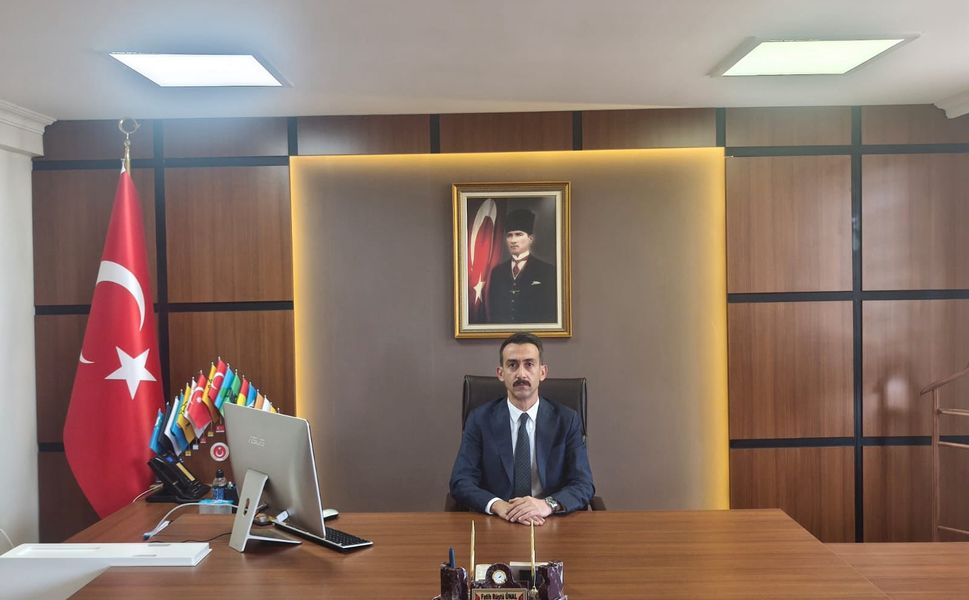 Saraydüzü’ne Yeni Kaymakam; Fatih Rüştü Ünal Göreve Başladı