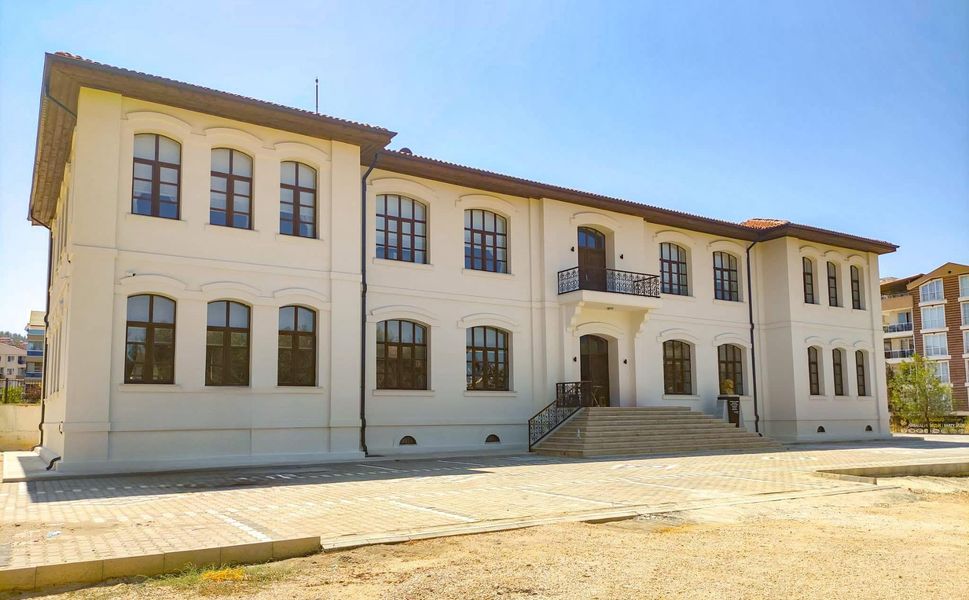 Tarihi İnönü Ortaokulu, Restorasyonun Ardından Eski İhtişamına Kavuştu