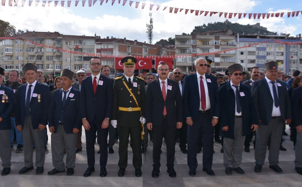 Boyabat'ta 29 Ekim Cumhuriyet Bayramı kutlamaları başladı