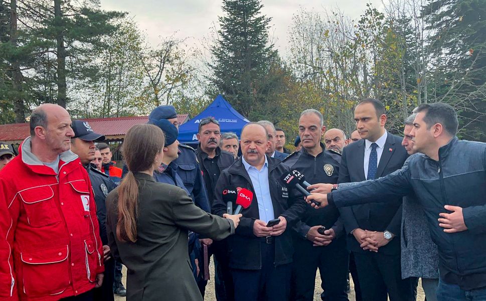 Boyabatlı Vali Meftun Dallı, önemli açıklamalarda bulundu !