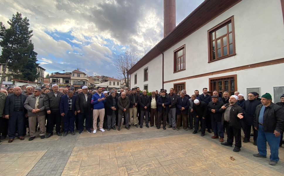 Boyabat’ta 43 Kişilik Umre Kafilesi Dualarla Uğurlandı