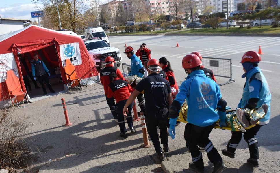 Boyabat'ta gerçeği aratmayan tatbikat !