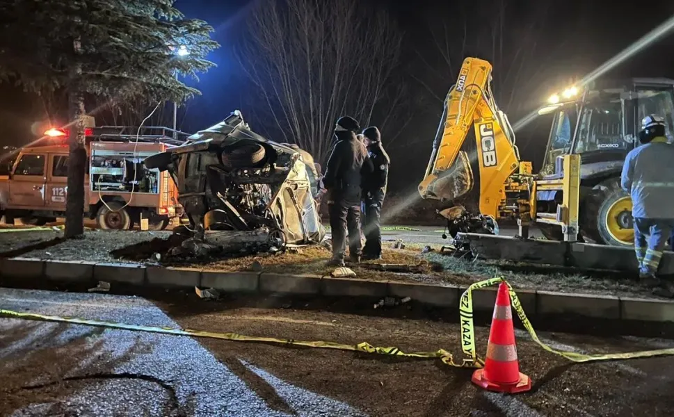 Boyabat–Kastamonu Yolunda Gece Yarısı Feci Kaza: 1 kişi öldü !
