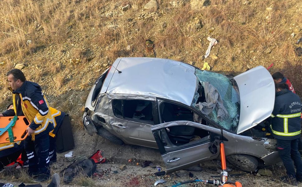 Boyabat’ta Trafik Kazası: 5 Kişi Yaralandı