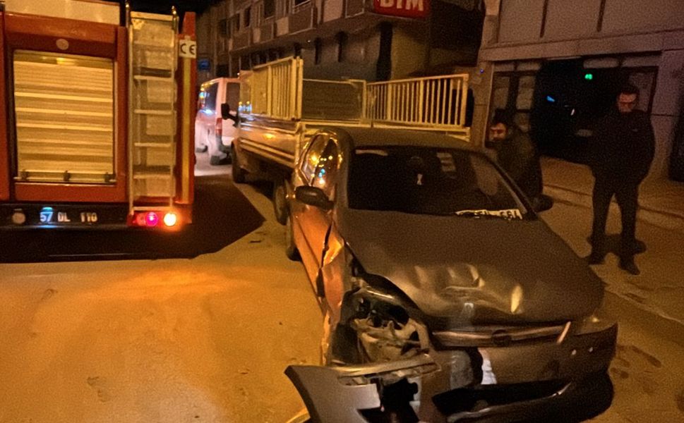 Boyabat–Saraydüzü Kavşağında  Kaza !