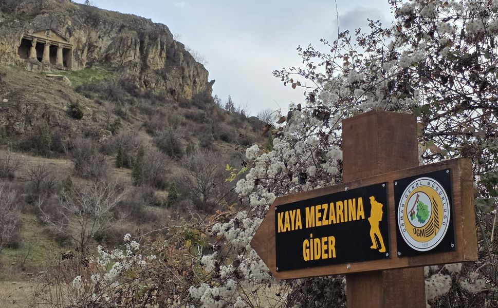 Boyabat’ta Ekoturizm Hamlesi: Salar Köyü Kaya Mezarları Ekoturizm Alanı Açılıyor