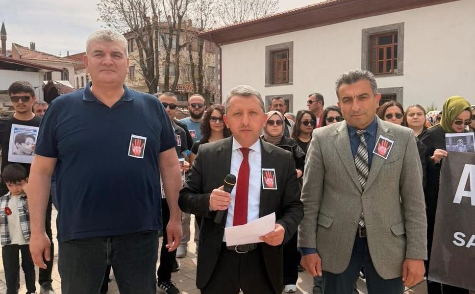 BOYABAT'TA ÜÇ EĞİTİM SENDİKASINDAN ORTAK BASIN AÇIKLAMASI