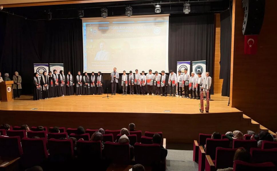 Boyabat'ta  '' İlahi ve Ezgilerle Filistin Davamız '' programı düzenlendi