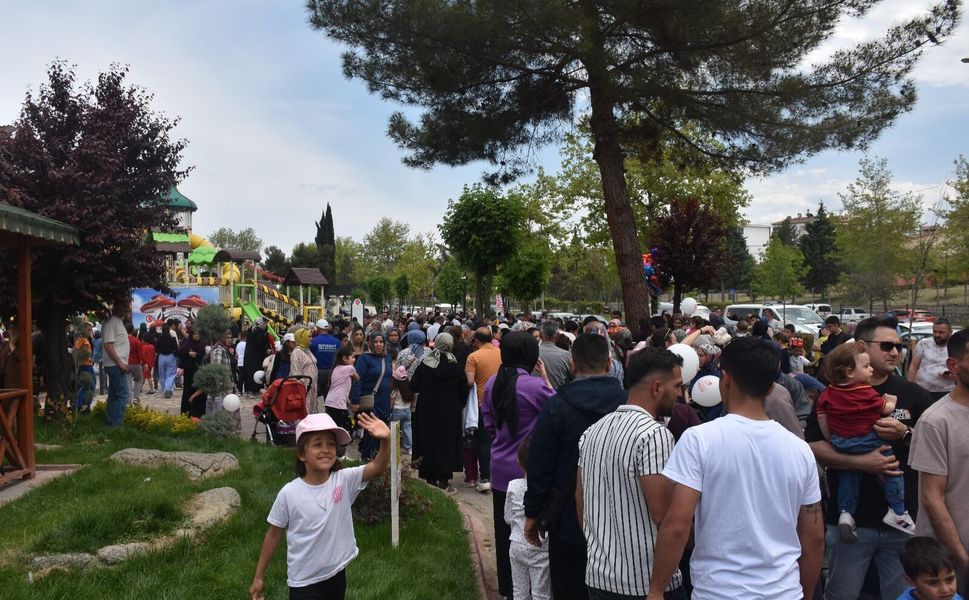 Boyabat Alparslan Türkeş Parkı Çocuk Dünyası açıldı