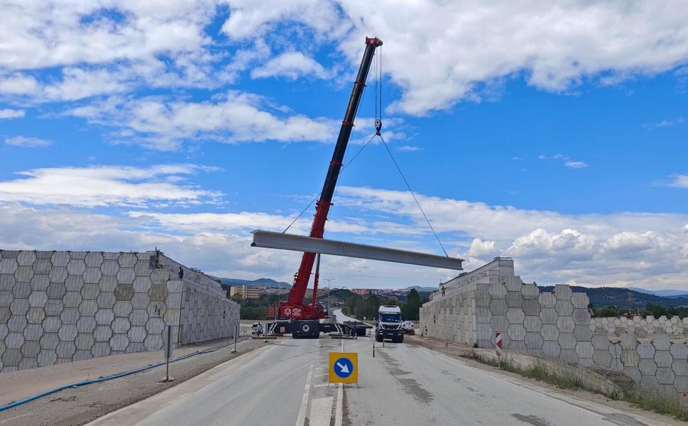 Boyabat Çevre Yolunda köprü kiriş çalışması başladı