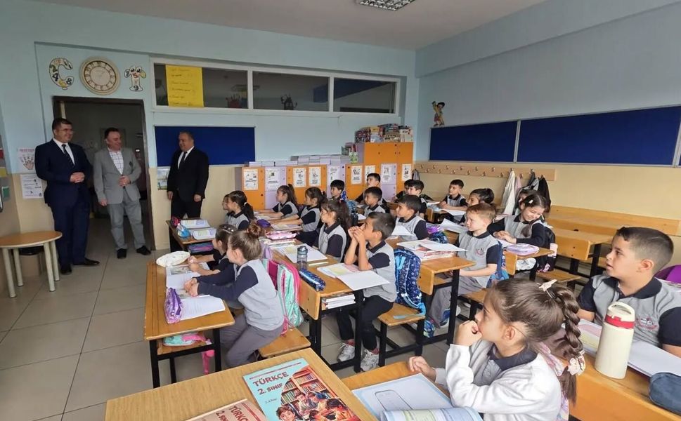 Boyabat’ta 7 Bin 470 Öğrenci Ders Başı Yaptı