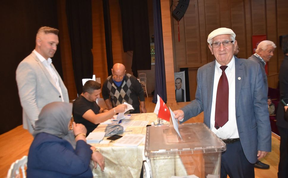 YENİ PARTİ BOYABAT İLÇE BAŞKANI YAŞAR ÇİL