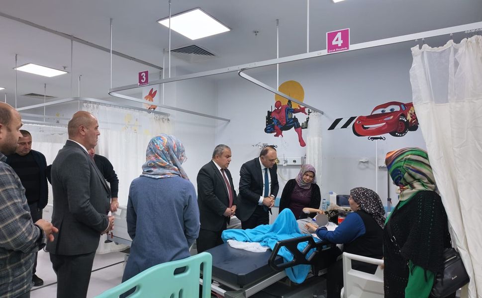 İl Millî Eğitim Müdürü Osman Cebeci'den yaralı öğrenciye ziyaret