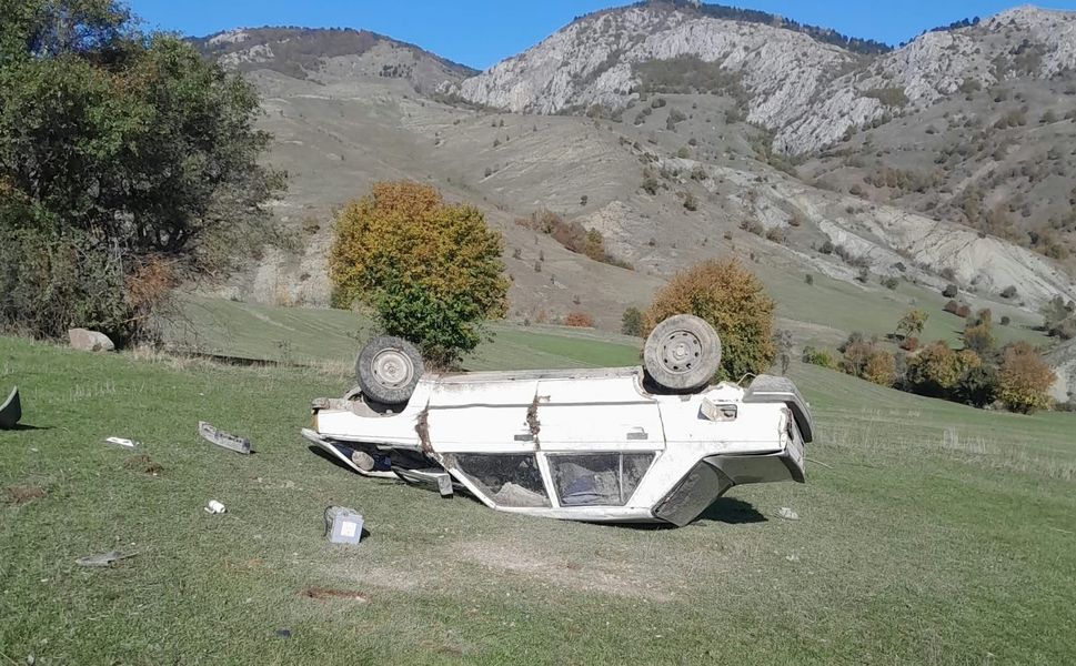 Boyabat’ta iki araç çarpıştı !